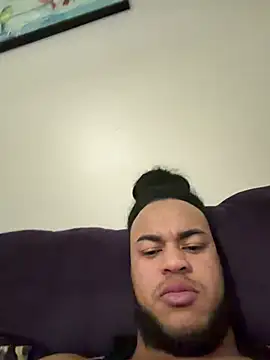 familia0210 online show from February 2026 07:06:02 PM