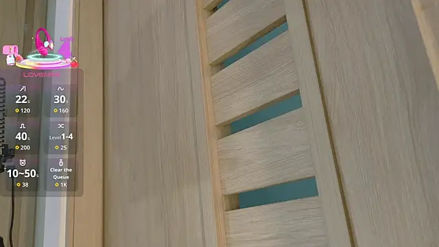 johnjaguar1  online show from December 2025 08:49:02 PM