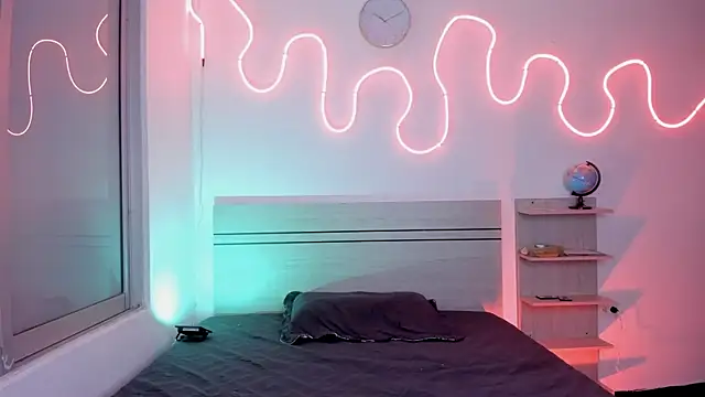 luccas ferreira online show from November 2025 07:23:01 PM