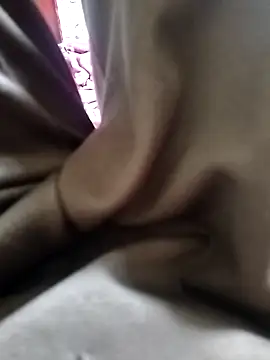 Lili 2love online show from October 2025 03:47:02 AM