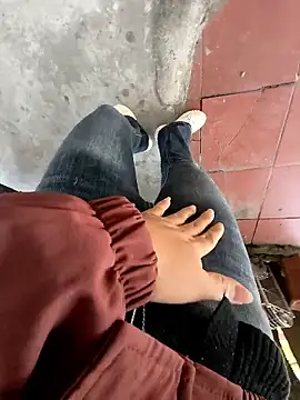 Lili 2love online show from November 2025 02:12:02 AM