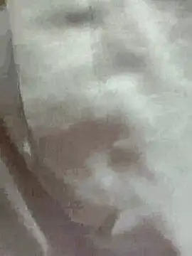 Lili 2love online show from December 2025 11:33:02 PM