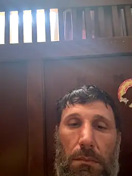 Snapshot of beastmaster504 chatting on November 2025 05:39:02 PM beastmaster504 online show from November 2025 05:39:02 PM