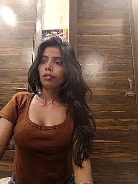Snapshot of zoya_your chatting on April 2026 07:11:01 PM zoya your online show from April 2026 07:11:01 PM