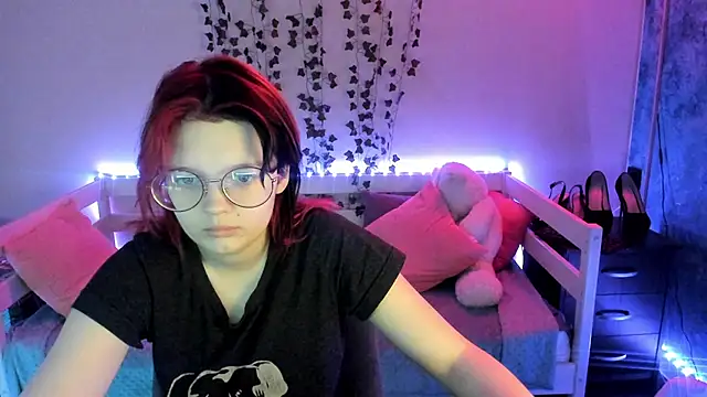 shy elina01 online show from November 2025 11:32:02 AM