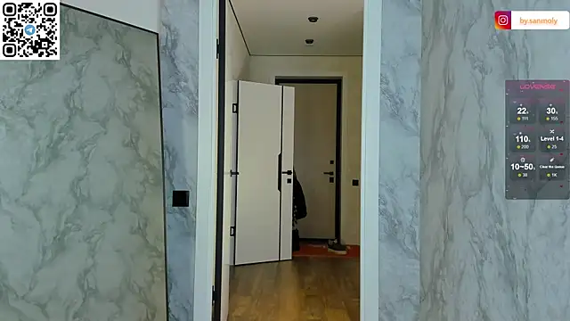 Snapshot of miamiumiu chatting on December 2025 01:54:01 AM miamiumiu online show from December 2025 01:54:01 AM