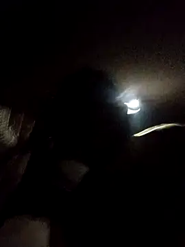 LetMeLiqU online show from October 2025 07:55:02 AM