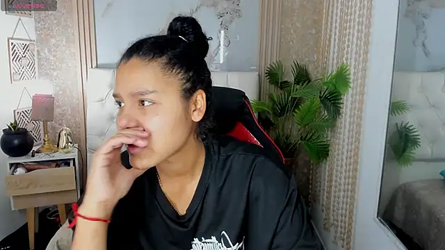 AriaVega online show from March 2026 12:50:02 PM