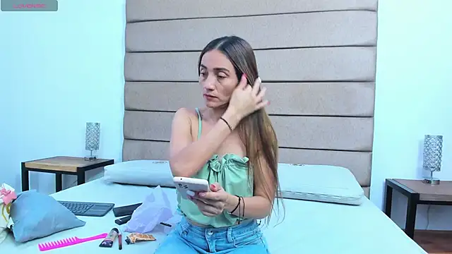 isaa stone online show from December 2025 07:40:02 PM