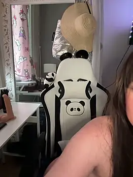 bebecita x online show from March 2026 04:07:01 PM