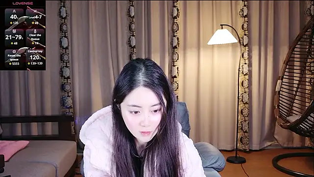 yuyu2004live online show from February 2026 12:23:01 PM