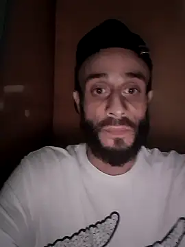 Snapshot of cesar8906 chatting on October 2025 12:19:02 AM cesar8906 online show from October 2025 12:19:02 AM