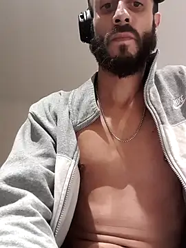 Snapshot of cesar8906 chatting on November 2025 12:21:01 AM cesar8906 online show from November 2025 12:21:01 AM