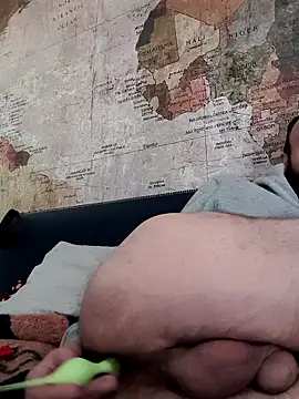 Snapshot of cesar8906 chatting on November 2025 03:59:01 PM cesar8906 online show from November 2025 03:59:01 PM