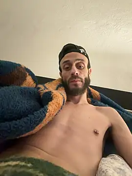 Snapshot of cesar8906 chatting on April 2026 09:10:02 AM cesar8906 online show from April 2026 09:10:02 AM