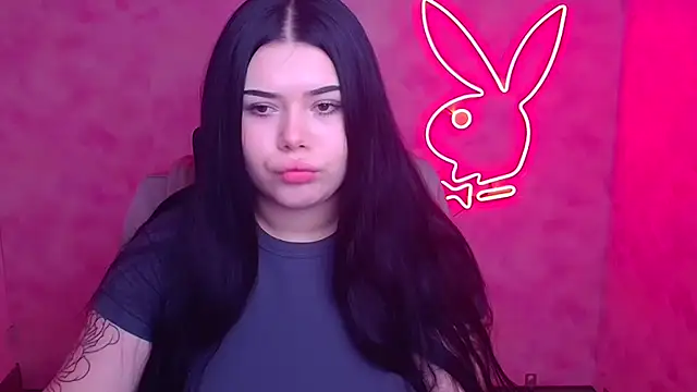 Mona Esty online show from January 2026 06:18:02 AM