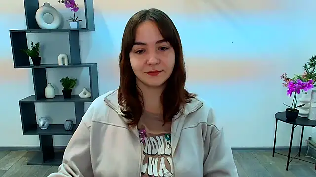 OliviaMontgommery online show from December 2025 06:21:01 AM