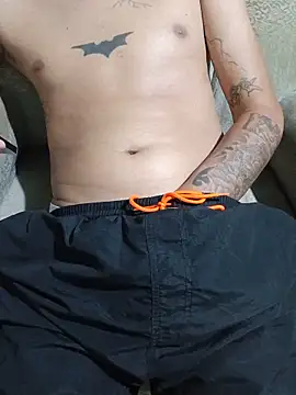 Snapshot of Luisneljc chatting on July 2026 02:33:02 AM Luisneljc online show from July 2026 02:33:02 AM
