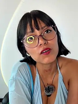 Qadeshoficial online show from October 2025 09:14:02 PM