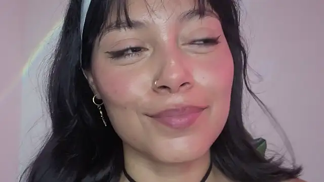 Qadeshoficial online show from April 2026 01:41:01 PM