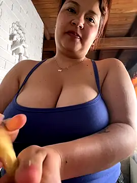 Cami Moon1 online show from November 2025 02:17:01 PM