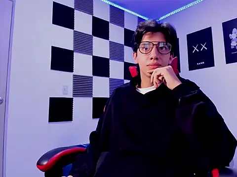 jeycobb online show from October 2025 11:32:02 AM