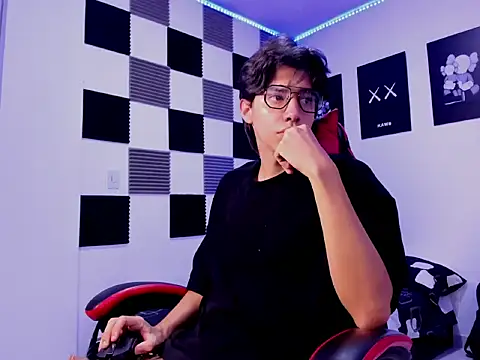 jeycobb online show from October 2025 12:06:02 PM