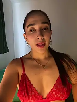 SabrinaEvanss  online show from April 2026 07:58:01 PM