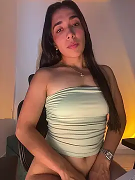 Snapshot of SabrinaEvanss_ chatting on June 2026 04:18:02 PM SabrinaEvanss online show from June 2026 04:18:02 PM