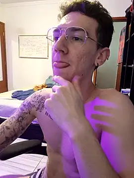 SweetGoodBoy22 online show from October 2025 07:45:02 PM