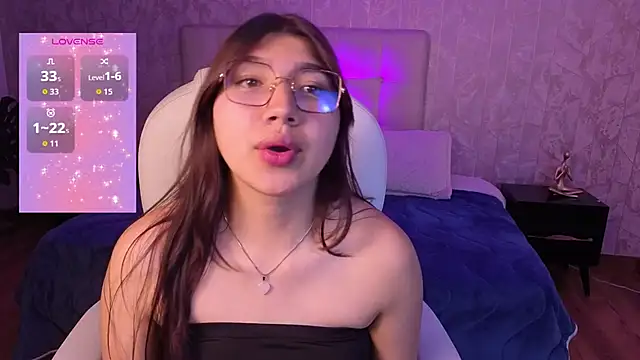 zoe capeli online show from October 2025 04:13:01 AM
