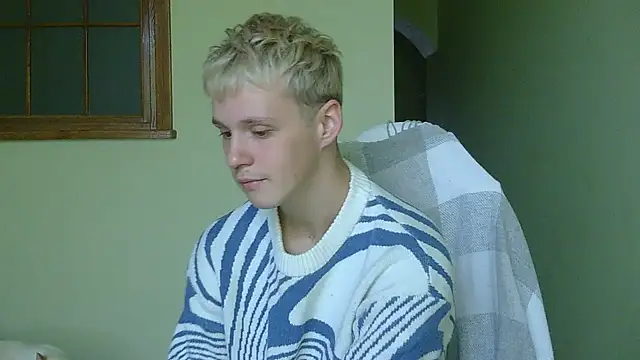 Snapshot of _Timmy_Boy_ chatting on October 2025 08:18:01 AM Timmy Boy online show from October 2025 08:18:01 AM