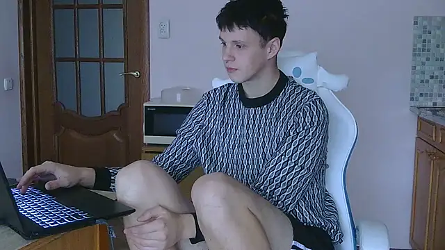 Snapshot of _Timmy_Boy_ chatting on November 2025 09:08:02 AM Timmy Boy online show from November 2025 09:08:02 AM