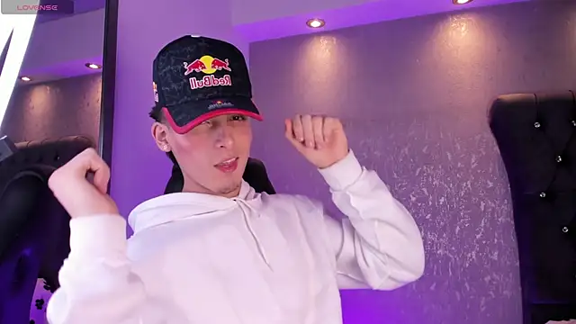 MateoMitchell online show from April 2026 11:19:01 AM