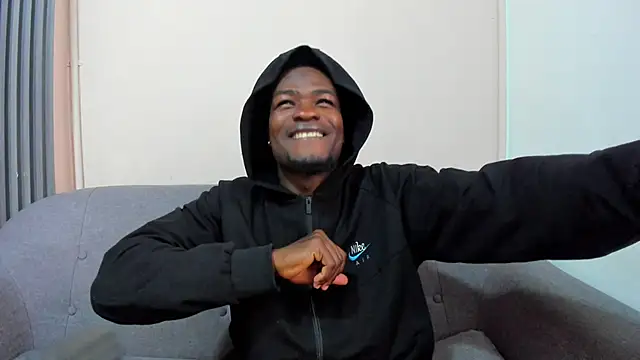 Snapshot of COMPTON_01 chatting on October 2025 01:09:01 PM COMPTON 01 online show from October 2025 01:09:01 PM
