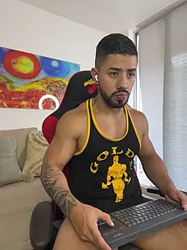 Snapshot of Ezzio_Scolaro chatting on July 2026 09:53:01 PM Ezzio Scolaro online show from July 2026 09:53:01 PM