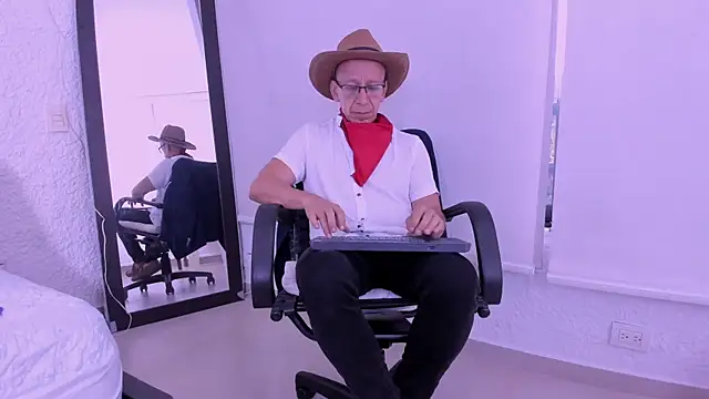  axelking  online show from February 2026 11:30:01 AM