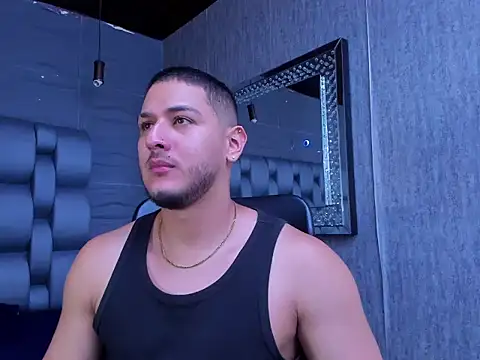 Snapshot of jasonshaw25 chatting on October 2025 11:46:01 PM jasonshaw25 online show from October 2025 11:46:01 PM