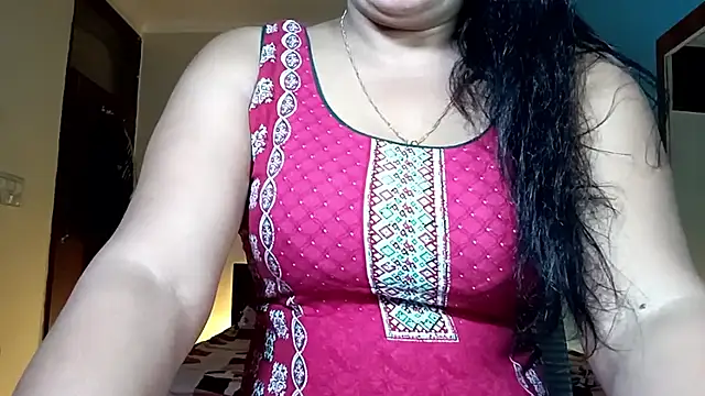 horny milf couple online show from June 2026 08:02:01 PM