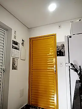 Helenoir online show from April 2026 02:14:02 PM