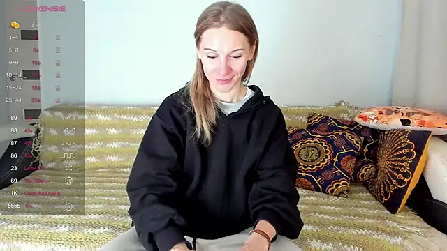 Amalia Mio online show from November 2025 08:06:01 AM