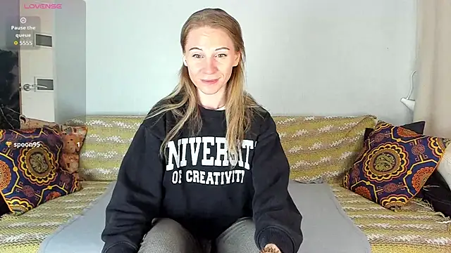 Amalia Mio online show from April 2026 08:25:01 AM