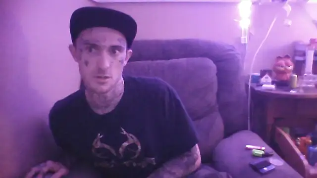 Snapshot of SWAGGDaddy93 chatting on February 2026 12:05:02 PM SWAGGDaddy93 online show from February 2026 12:05:02 PM