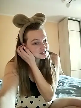 Snapshot of OksiLoverx chatting on January 2026 08:20:01 AM OksiLoverx online show from January 2026 08:20:01 AM