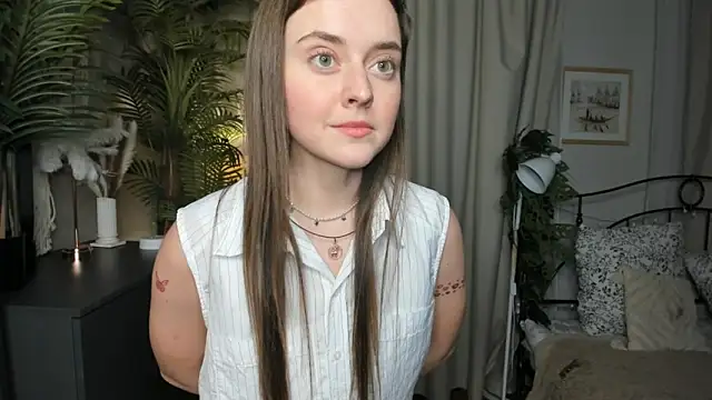 ThelmaJusto online show from October 2025 03:30:02 PM