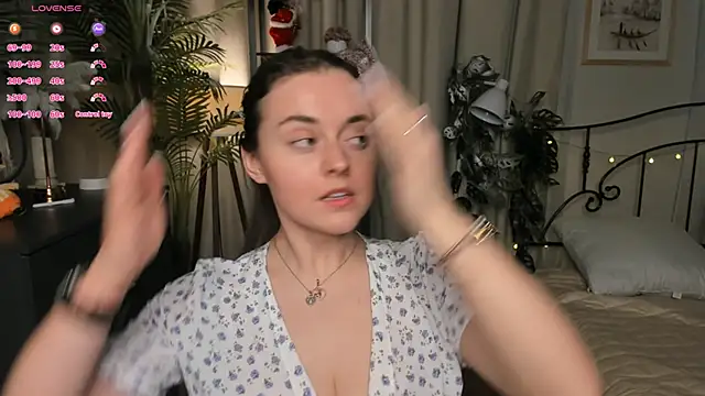 ThelmaJusto online show from April 2026 03:30:02 PM