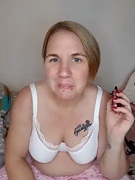 LaceyWestxx online show from November 2025 06:08:02 PM