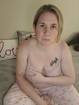 LaceyWestxx online show from March 2026 06:25:01 PM