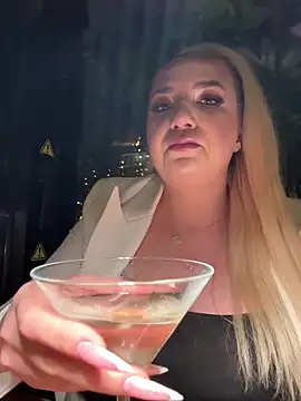 evedanger online show from February 2026 08:54:01 PM