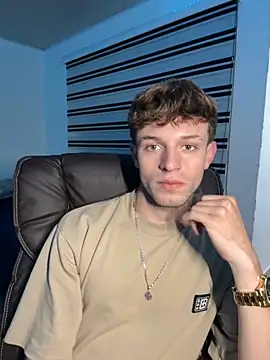 noah red online show from October 2025 03:59:02 AM